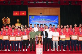 CLB Công an nhân dân tổ chức lễ mừng công lên hạng V-League