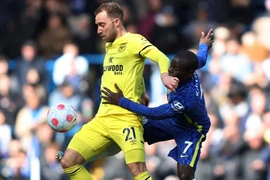 Chelsea thua trận bẽ bàng nhất sau 1 năm