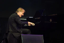 Chẳng đến lượt mình