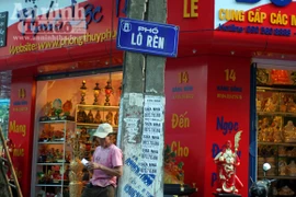 Nghề nóng và "chát chúa" nhất phố cổ