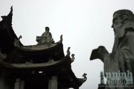 Độc đáo kiến trúc đá và gỗ