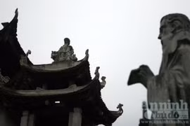 Độc đáo kiến trúc đá và gỗ