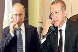 Tổng thống Nga Putin gọi điện chia sẻ với ông Erdogan sau vụ đảo chính