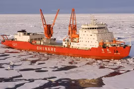 Trung Quốc đóng tàu phá băng nội địa có thể phá lớp băng dày 1,5m