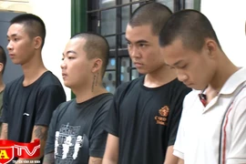 Bắt ổ nhóm "dạt vòm" cướp tài sản của người đi đường