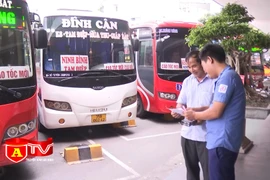 Vì sao tồn tại nghịch lý giá xăng giảm nhưng giá cước vận tải không giảm?