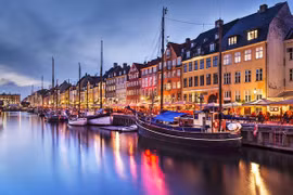 Sức hút khó cưỡng của hồ nước trong kiến trúc hiện đại