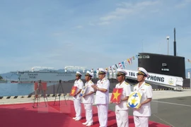 Chủ tịch nước dự lễ khánh thành Cảng Quốc tế Cam Ranh