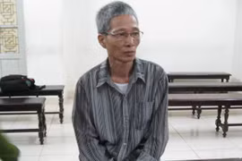 Ở tuổi lục tuần vẫn ghen lồng lộn, rồi giết “vợ hờ” một cách dã man