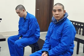 Nhân viên shipper giao nộp gói hàng vô chủ khiến đường dây tội phạm “thúc thủ” 