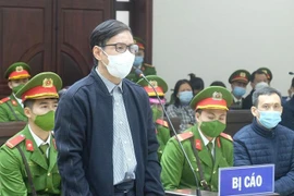 Cựu Giám đốc Sở Kế hoạch và Đầu tư Hà Nội giải trình thế nào về hàng trăm triệu đồng "quà Tết"? 