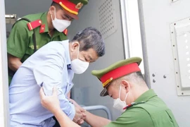 Cựu Chủ tịch tỉnh Bình Dương nói chỉ biết sai phạm về đất đai qua báo chí 