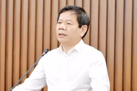 Cuộc “ngã giá” của cựu Chủ tịch tỉnh Quảng Ngãi khi Hậu “Pháo” muốn trúng thầu 