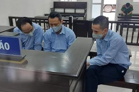 “Chế” giấy tờ giả cho ô tô Lexus LX570 rồi cầm cố chiếm đoạt tiền tỷ