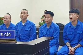 Chủ nhà và thợ xây dựng “quyết chiến” giữa phố vì mâu thuẫn trong thi công