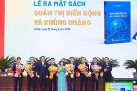 Quản trị biến động: Từ kinh nghiệm sống động đến lý luận nền tảng