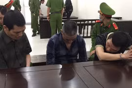 Đối tượng “đào tẩu” khi bị áp giải tới Tòa án Hà Đông lĩnh thêm án mới