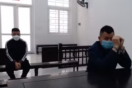 Bộ đôi '9X' lĩnh án vì giấu nhiều người nước ngoài trong nhà nghỉ 