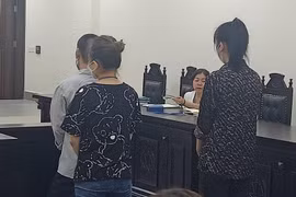 Đối tượng mua bán gần 8 kg ma túy, luôn thủ súng đạn trong nhà 