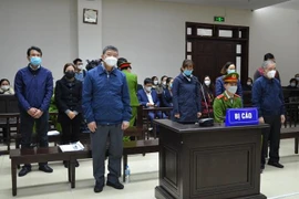 Vụ "thổi giá" thiết bị y tế: Cựu Giám đốc Bệnh viện Bạch Mai bị đề nghị đến 6 năm tù 