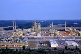 Petrovietnam: Khai thác dầu thô, sản xuất xăng dầu tăng trưởng ấn tượng, đáp ứng nhu cầu phát triển kinh tế - xã hội đất nước 