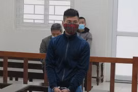 Vào tù vì "tính sổ" bạn trai của người tình cũ ngay trước cửa nhà nghỉ 