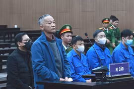 Cựu Chủ tịch tỉnh Lâm Đồng khai về việc sử dụng tiền nhận hối lộ...