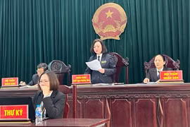 Xét xử thiếu niên lớp 10 đánh nam sinh lớp 8 