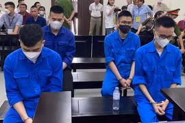 Ép cộng sự nộp 1,2 tỷ đồng, nhóm môi giới bất động sản lĩnh án tù