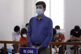 Cựu Kiểm sát viên vào tù vì nhận tiền của người bị tố cáo