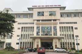 Hiệu trưởng Trường Nghệ thuật Vĩnh Phúc “tiếp tay” rồi để mặc Hậu “Pháo” tự tung, tự tác… 