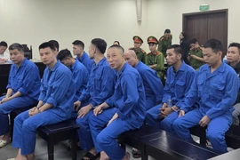 Cựu trưởng khoa và cấp phó bệnh viện lĩnh án tù vì nhận tiền của bệnh nhân