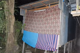 Cụ ông 67 tuổi bị cắt đứt "của quý" vì giở trò đồi bại với hàng xóm