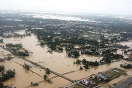 Cảnh báo mưa cực lớn, lũ lớn lịch sử tái hiện ở miền Trung