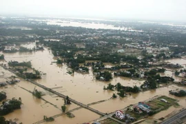 Cảnh báo mưa cực lớn, lũ lớn lịch sử tái hiện ở miền Trung