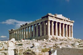 Đóng cửa các ngân hàng, Hy Lạp “vật vã” trong cơn khủng hoảng