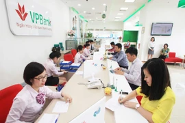 "Nhân 10 ưu đãi" dành cho khách hàng mở thẻ tín dụng