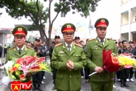 Bế giảng lớp huấn luyện cảnh sát đặc nhiệm