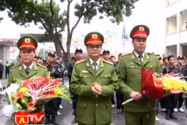 Bế giảng lớp huấn luyện cảnh sát đặc nhiệm