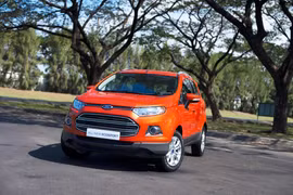 Tháng "cô hồn", Ford Việt Nam vẫn bán chạy