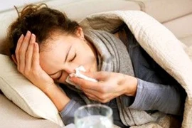 Ngủ ít, dễ bị cảm lạnh