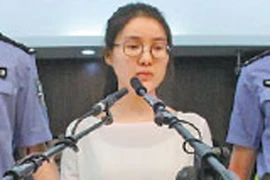 Tổ chức đánh bạc, "hot girl" Trung Quốc bị 5 năm tù giam