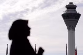 Giám sát viên không lưu ngủ trong đêm MH370 mất tích