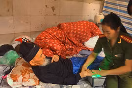 Phục vụ cấp CMND tận nhà cho người già yếu