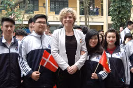 Bộ trưởng Giáo dục Đan Mạch tìm hiểu ngôi trường đặc biệt 