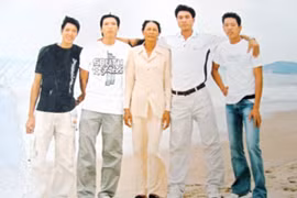 Sự thực về ngôi làng sinh ra toàn…“chân dài“