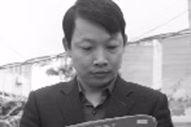 Vị luật sư sở hữu hơn 10.000 tờ báo cũ