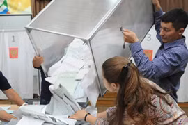 Đảng cầm quyền Nga của ông Putin giành ưu thế tuyệt đối trong bầu cử