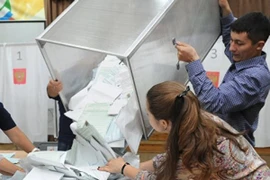 Đảng cầm quyền Nga của ông Putin giành ưu thế tuyệt đối trong bầu cử