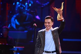 Đỗ Bảo, Tùng Dương 2 lần được xướng tên